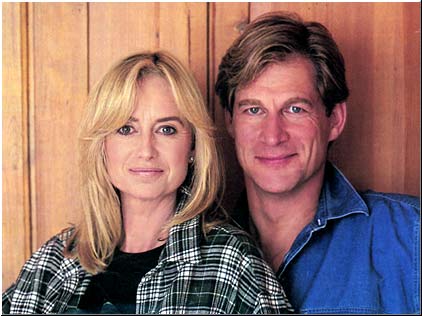 Susan George and Simon MacCorkindale photo, 28Kb
